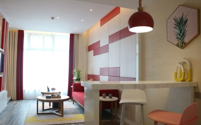 Lianjiang Century Hongteng Hotel