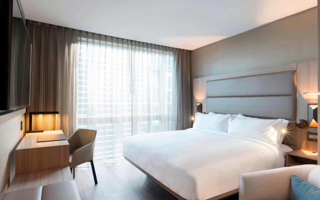 AC Hotel by Marriott Boston Downtown