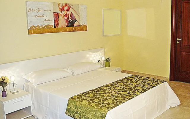 Guest House Kronos
