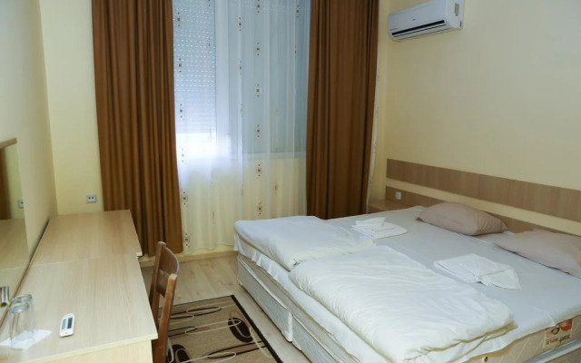 Hotel Ida