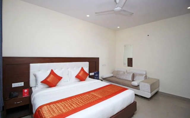 OYO 6495 Hotel Eden Greens