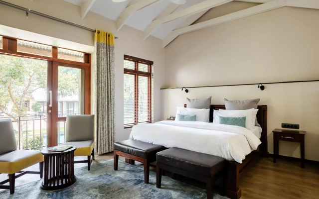 Casterbridge Hollow Boutique Hotel