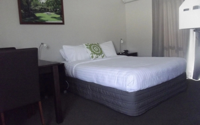 Arena Court Motel