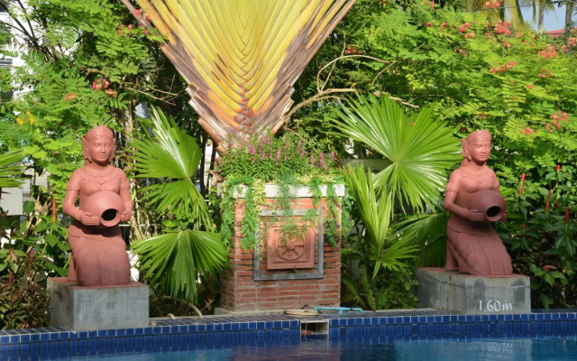 Ropanha Boutique Hotel