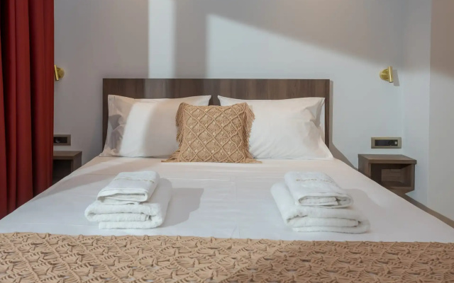 Royal Gold City Suites by Omilos Hotels