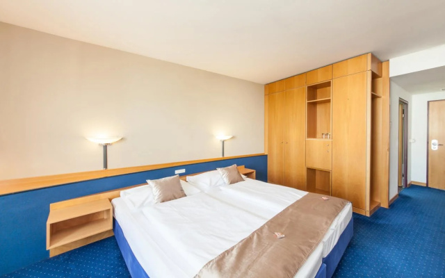 Kavalier Hotel