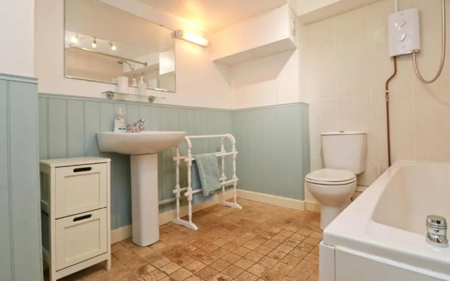 TOWN CENTRE apartment with parking