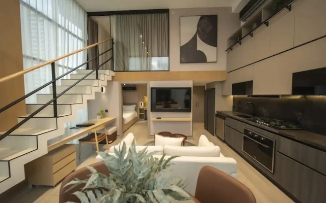 Luxury 2br Apt Pool Access