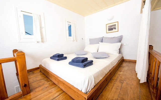 Lighthouse Hotel