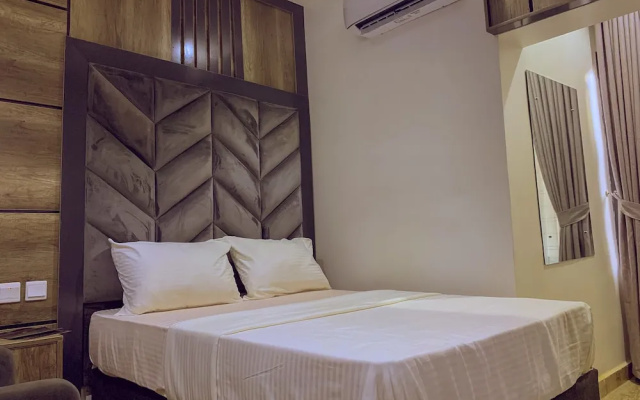 Swiss Executive Luxury Hotel
