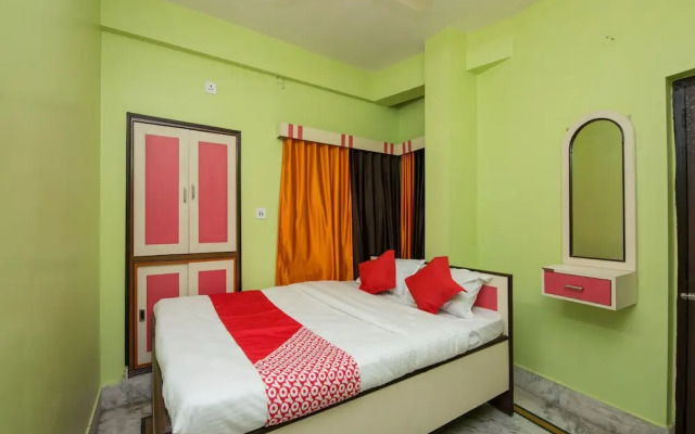 OYO 12803 Moon Light Hotel
