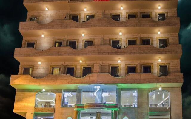 Отель P Quattro Relax Hotel Иордания, Вади-Муса - отзывы, цены и фото номеров - забронировать отель P Quattro Relax Hotel онлайн вид на фасад