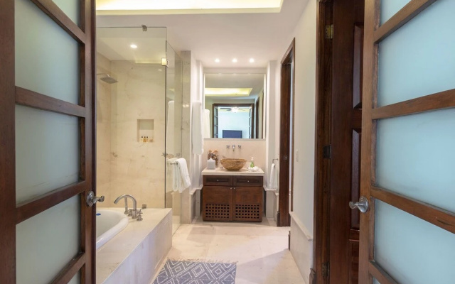 Calm and Cosy 4 Bedroom Condo