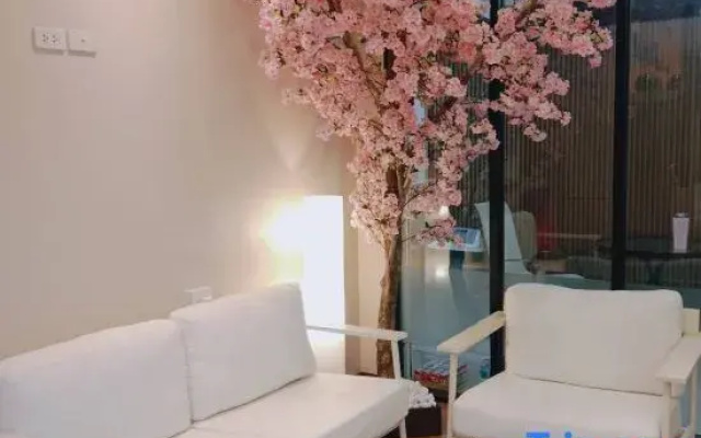 Shi-ro-i Poshtel