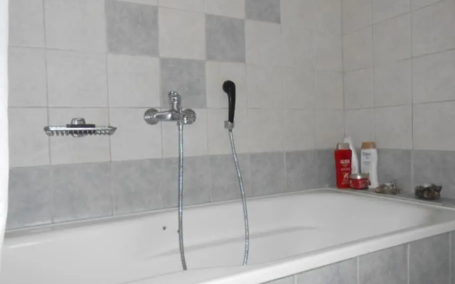 Ariadni 100sqm, 80m awarded beach, 2bedrooms for 2pers