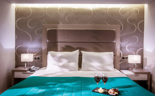 Happy Cretan Suites