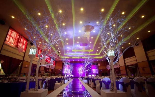 Red Forest Hotel Hepu
