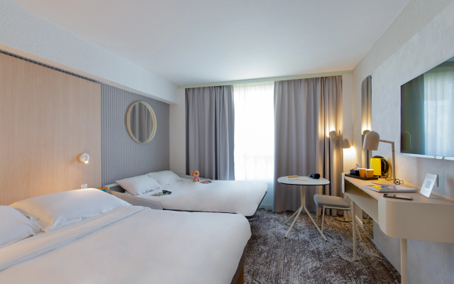 Hotel Novotel Aix en Provence Pont de l'Arc Fenouillères