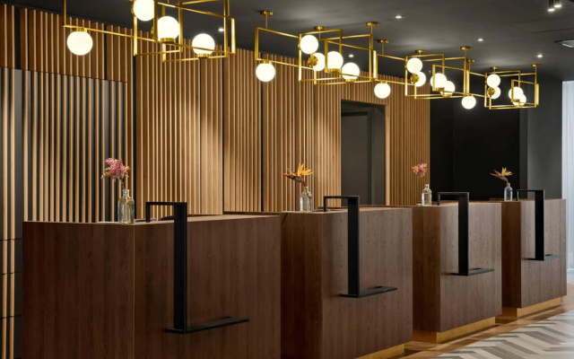 Renaissance Amsterdam Schiphol Airport Hotel