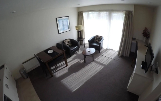Cedar Grove Motor Lodge