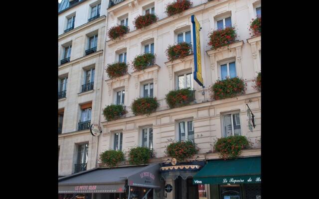 Отель Grand Hôtel Lévêque вид на фасад