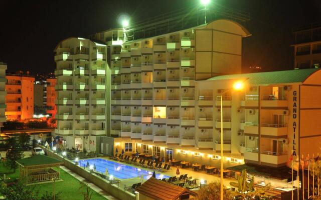Grand Atilla Hotel вид на фасад