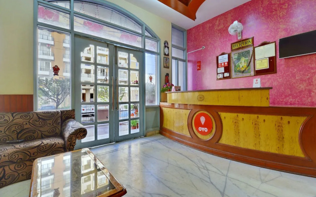Hotel Rajlaxmi Palace by OYO Rooms