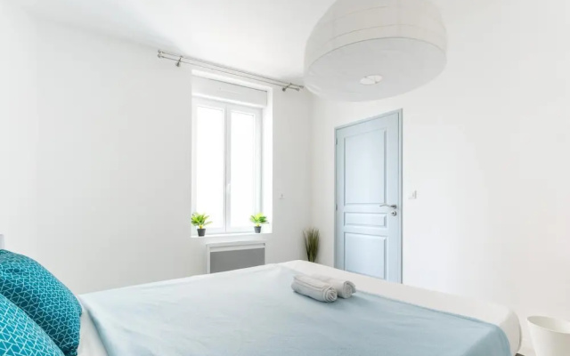 Relaxing 95m2 Duplex Apartment