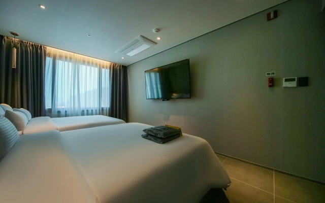 Andong Case Hotel