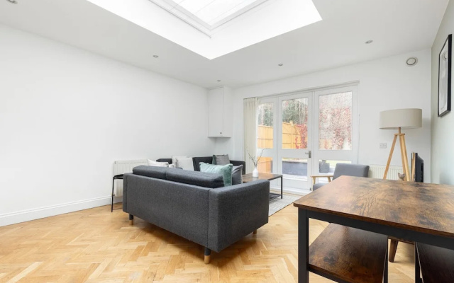 Luxurious Villa in Shepherd's Bush