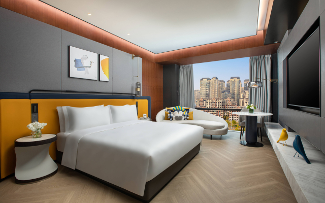 voco Hefei Binhu by IHG