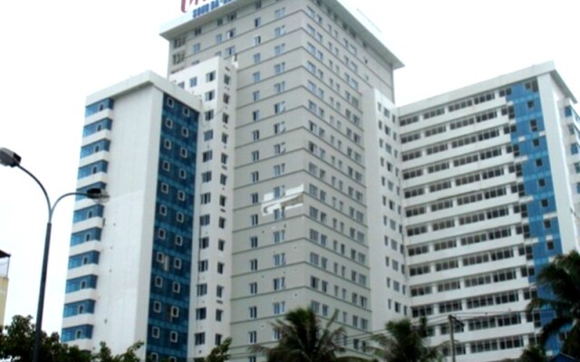 Апартаменты Seaview apartment Uplaza Нячанг вид на фасад