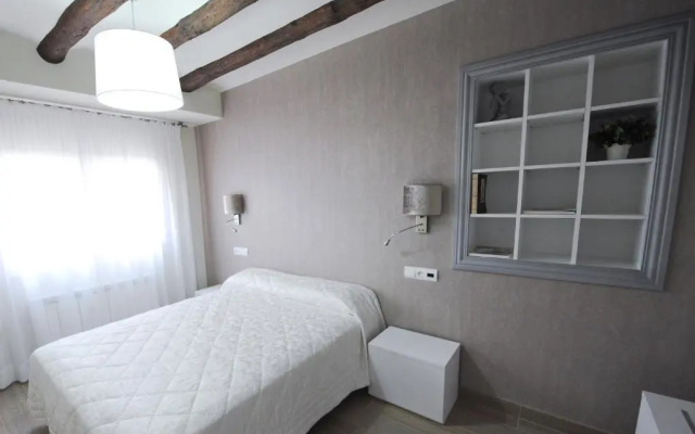 Apartamentos Turísticos Mirablanc