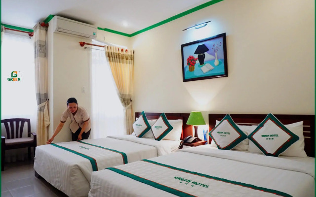 Green Hotel