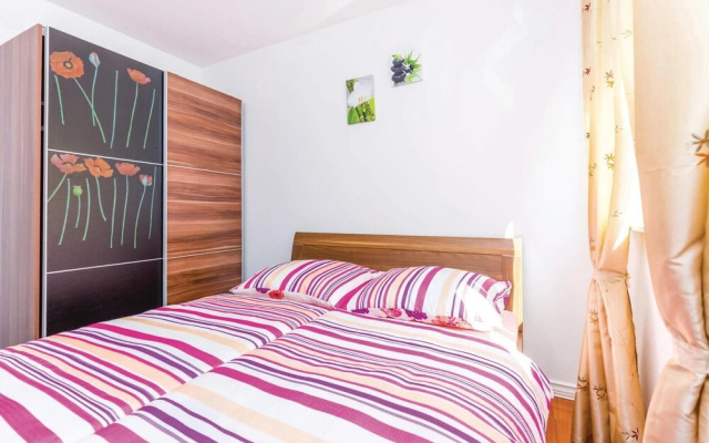 Stunning Home in Crikvenica With Wifi and 2 Bedrooms