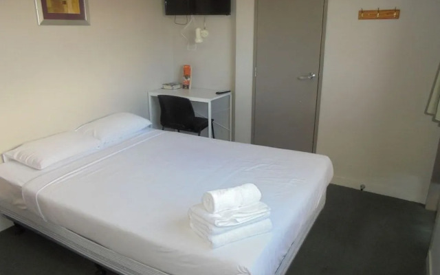 Utopian Motel Taupo - Hostel