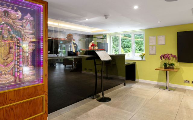 Donnington Manor Hotel