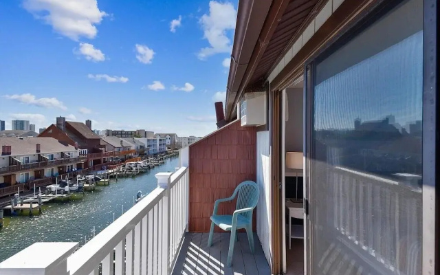 Harbour Bay 23