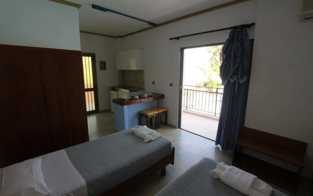 Maria' s Beach Apartments
