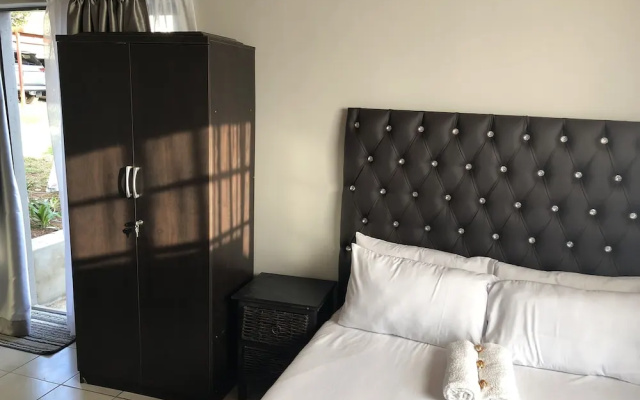 Dossa Guest House