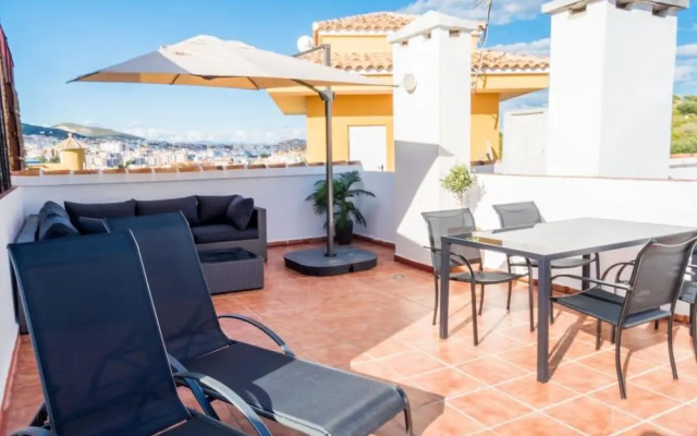 Arroyo Rooftop Apartment