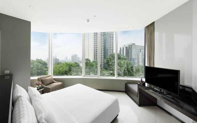 Grande Centre Point Hotel Terminal 21
