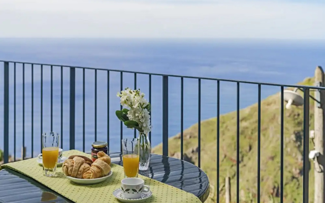 Top of the Cliff Apartment