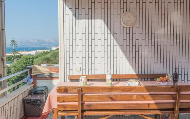 Apartment 8 bed Just 200 Meters From the sea