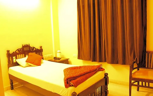 Hotel Chit Chat Palace