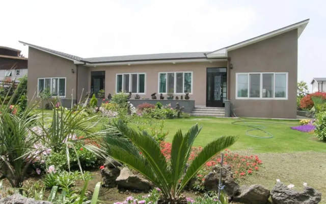 Jeju Gumsan Pension