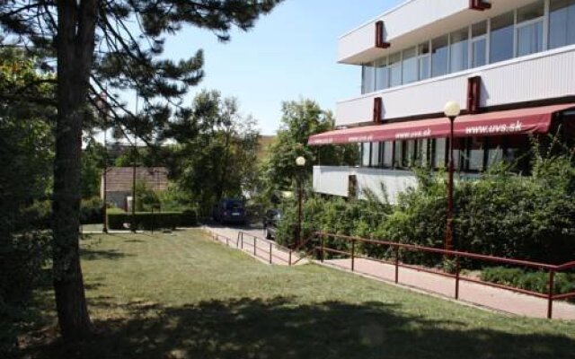 UVS hotel