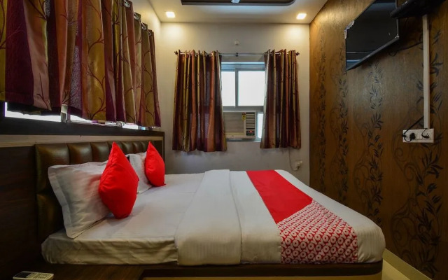 Oyo 19832 Hotel New Mahatma