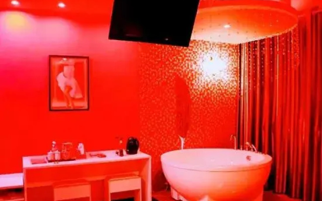 Weijing Hotel