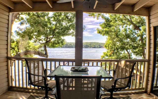 Baypoint 2 Bedroom Condo